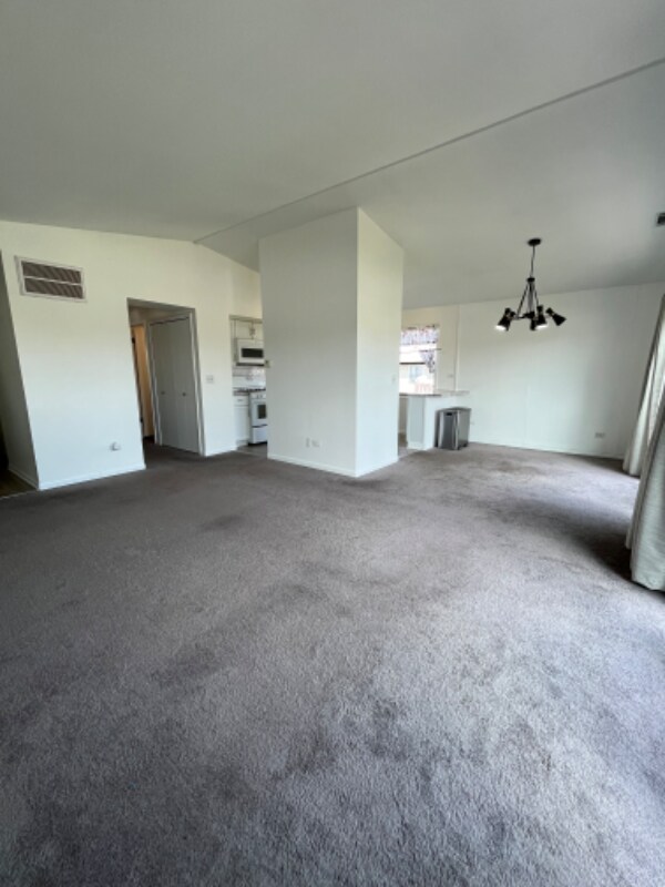 Foto del edificio - 5820 Wilshire Ct