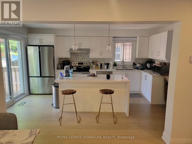 Building Photo - 6429 Longspur Rd