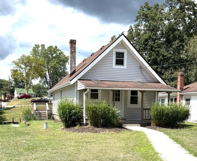 House - 3836 Edgepark Dr