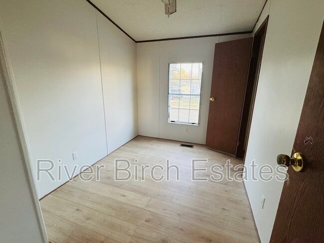 Foto del edificio - 12182 State Hwy 64