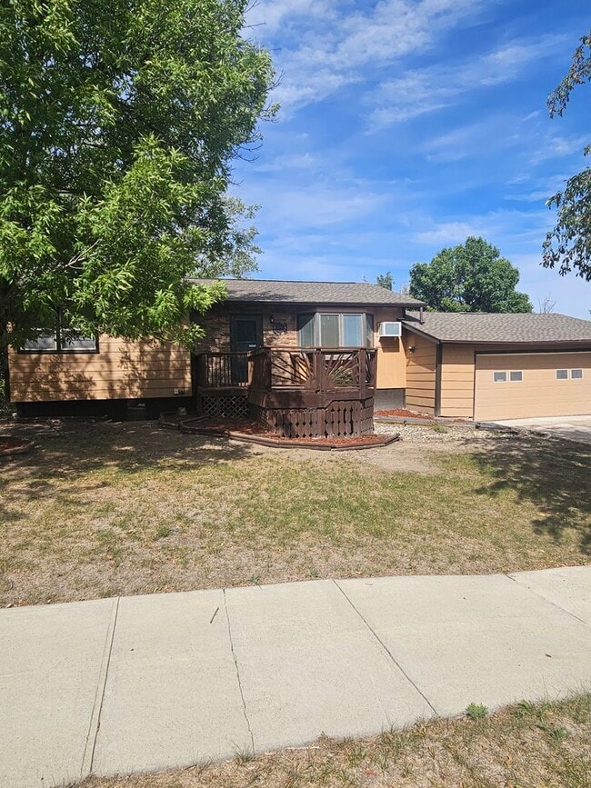 Building Photo - 908 Antares Ct