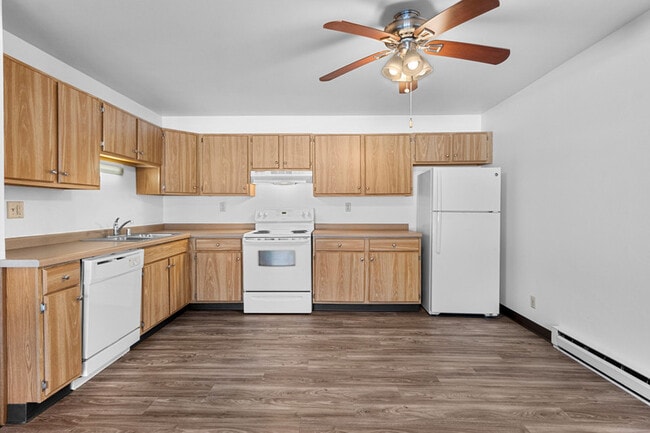 Building Photo - Woodfield Circle Apartments