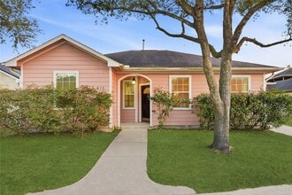 Building Photo - 415 San Julio St