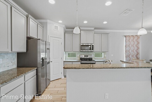 Building Photo - 4 br, 2.5 bath House - 1100 Ocean Breeze