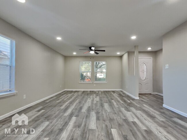 Foto del edificio - 6015 Barany Ct