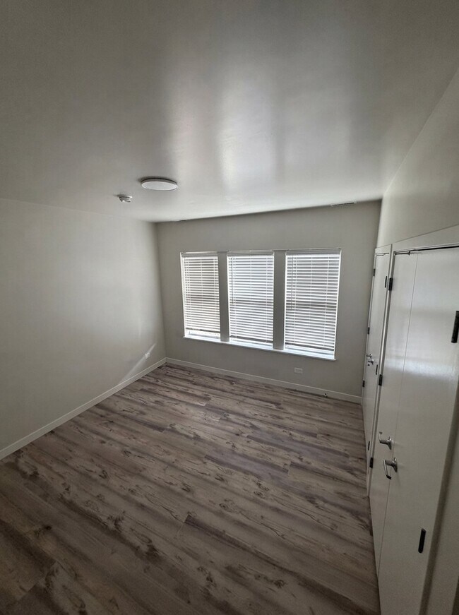 Foto del edificio - 6725 S Campbell Ave