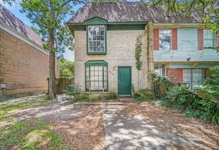 Building Photo - 2107 Langley Ave