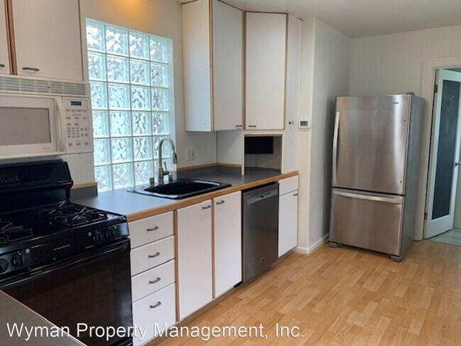 Building Photo - 1 br, 2 bath House - 2391 Yajome Street