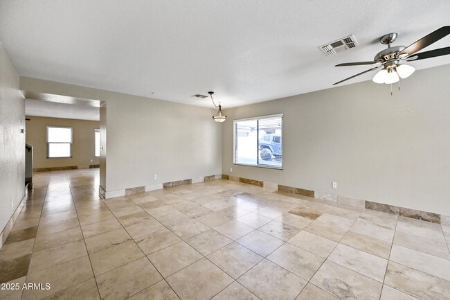 Building Photo - 7500 E Deer Valley Rd