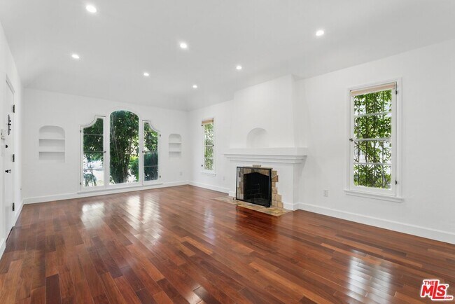 Foto del edificio - 1132 S Wooster St