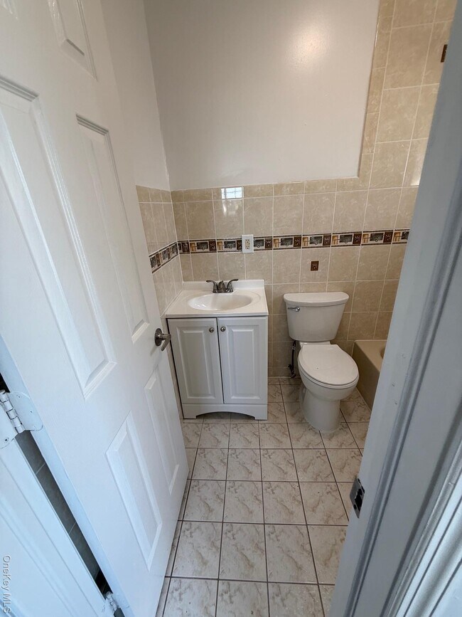 Foto del edificio - 89-06 S Conduit Ave