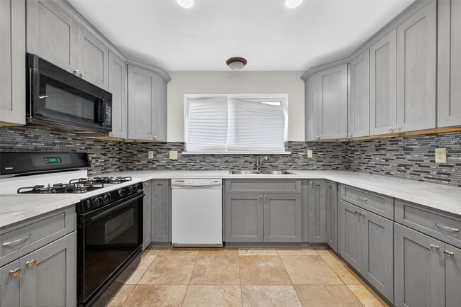 Building Photo - 22151 Birch Valley Dr