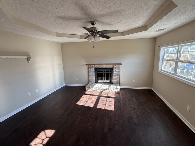 Foto del edificio - 9688 Leitchfield Rd