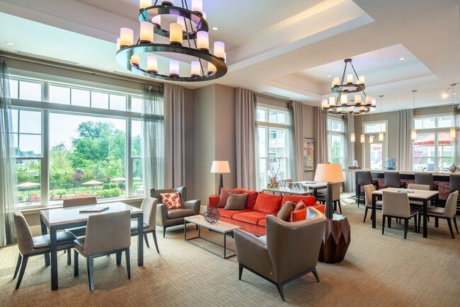 Foto del edificio - Elms Clarksburg Village