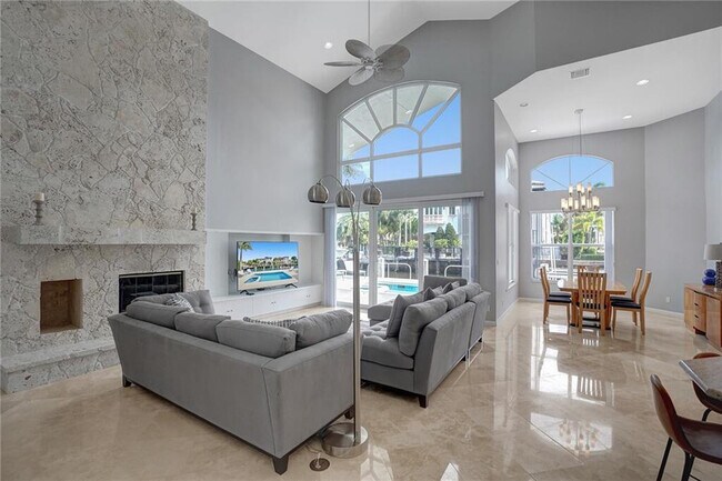 Foto del edificio - 1033 Brooks Ln