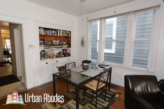 Foto del edificio - 1526 W Nelson St