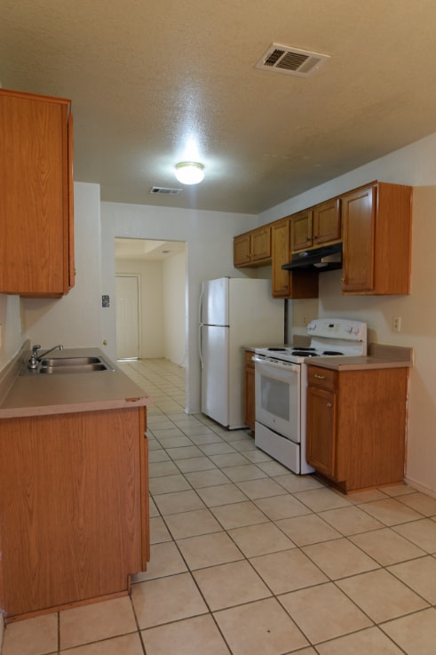 Building Photo - 3404 Warfield Dr