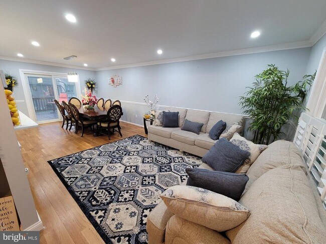 Foto del edificio - 15226 Philip Lee Rd