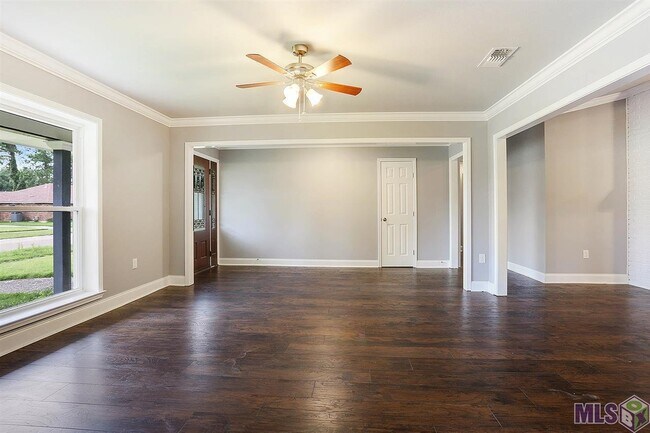 Building Photo - 13212 E Parnell Ave
