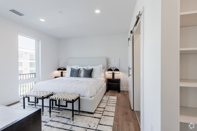 2BR 2BA - 1105SF - Water Street Lofts