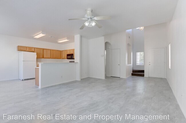 Building Photo - 3 br, 3 bath House - 6257 Overhang Avenue