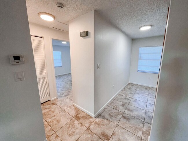 Foto del edificio - 122 Laidback Way