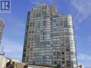 Building Photo - 24 Wellesley St W