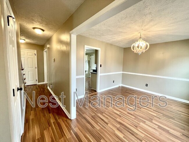 Foto del edificio - 4206 Buckhurst Dr