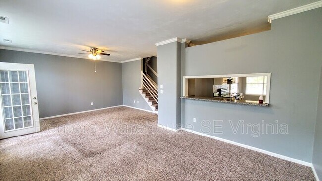Building Photo - 839 S Lake Cir