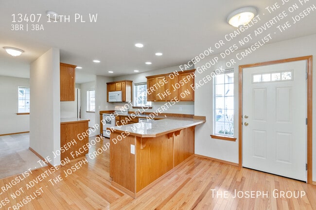 Foto del edificio - 13407 11th Pl W