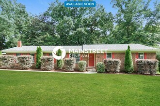 Building Photo - 510 King Valley Cir