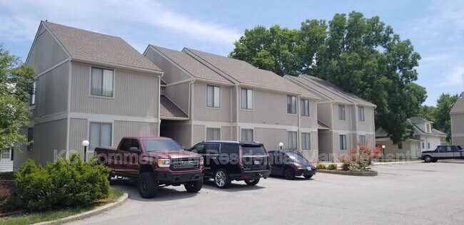 Foto del edificio - 209 W Main St