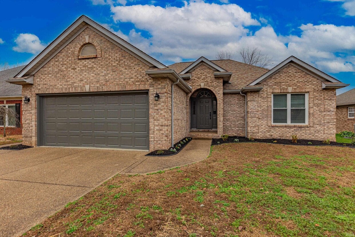 Primary Photo - 3555 Katalla Dr