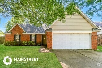 Building Photo - 8104 Longbranch Dr