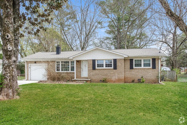 Building Photo - 3304 Reynolds Dr NW