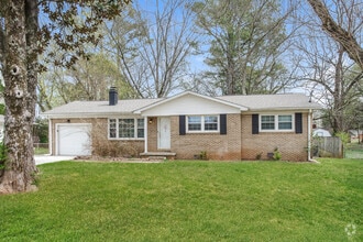 Building Photo - 3304 Reynolds Dr NW
