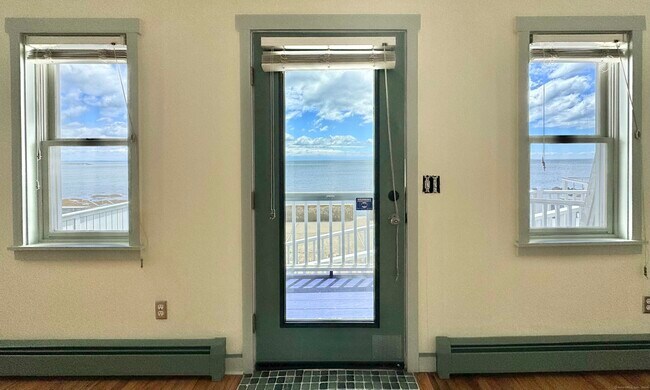 Building Photo - 71 Hillside Ave