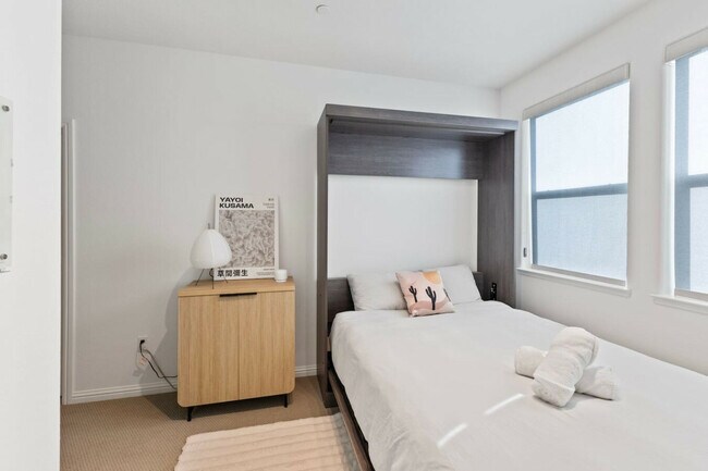 Foto del edificio - 5723 Synergy Ct