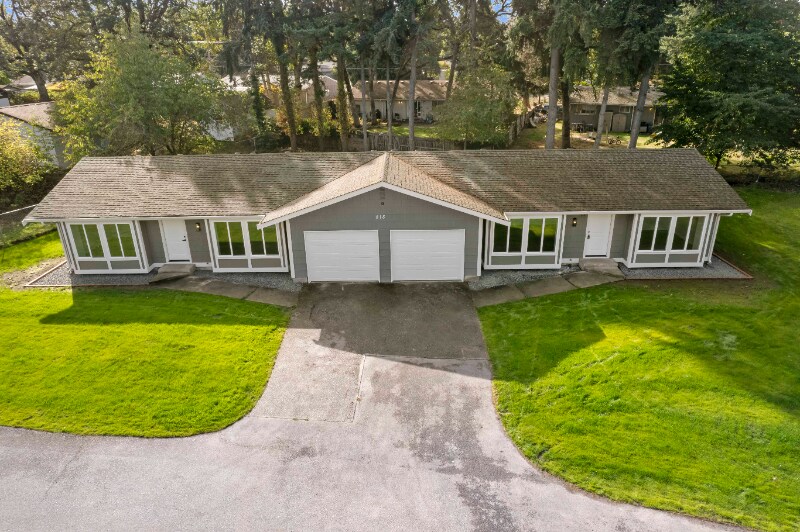 Foto principal - 818 173rd St S