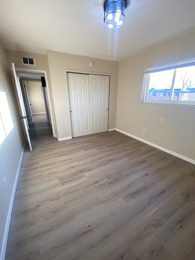 Foto del edificio - 814C Schirmer