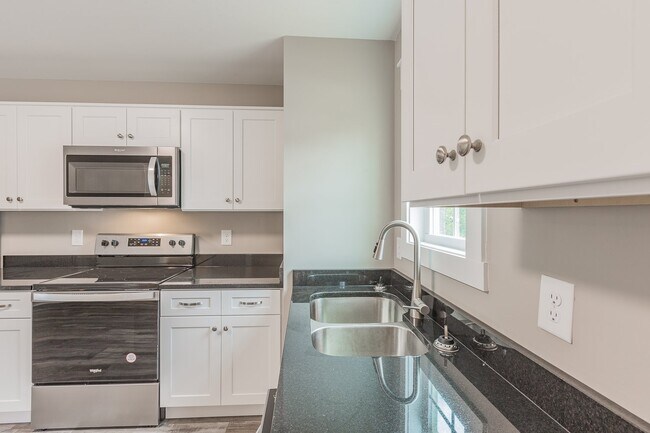 Foto del edificio - 110 Wildwood Rd NE