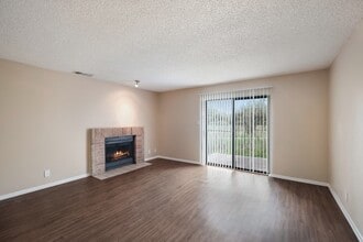 Building Photo - 13031 Pk Xing Dr