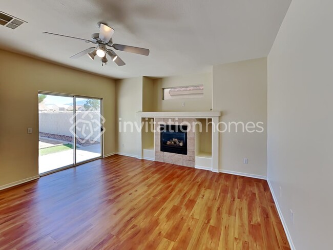 Building Photo - 8844 Colorful Pines Ave