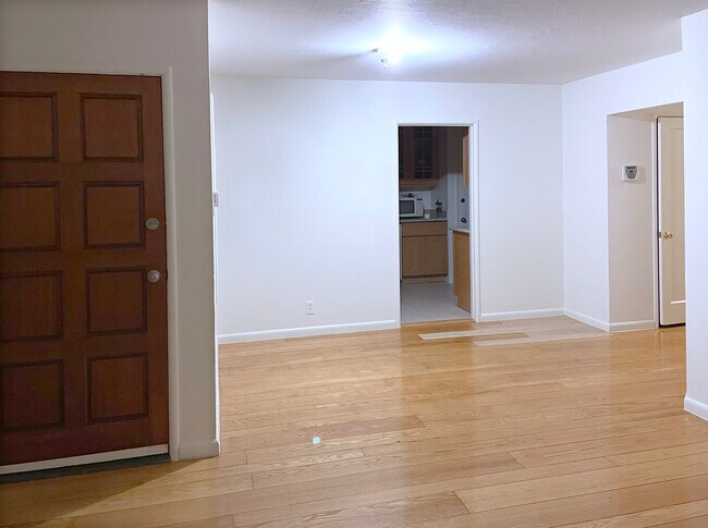 Foto del edificio - 1200 Elm St