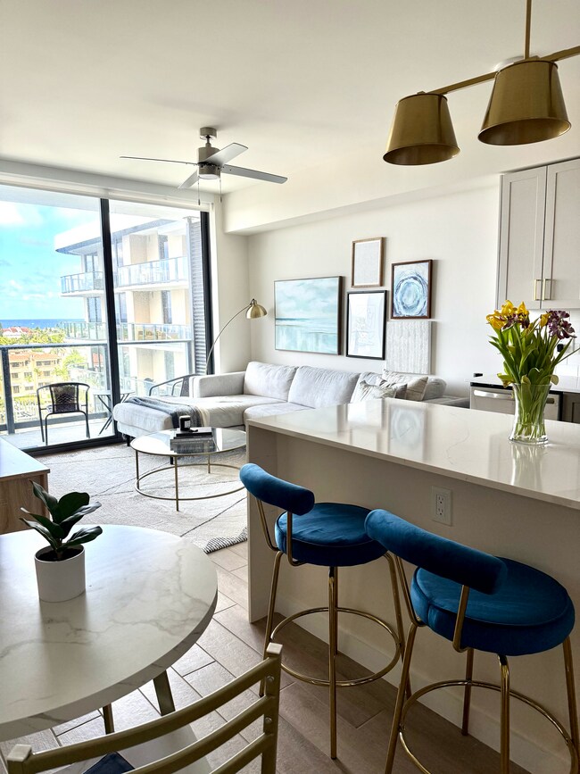 Foto del edificio - 631 E Woolbright Rd