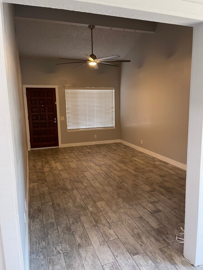 Photo - 9647 Old Placerville Rd House