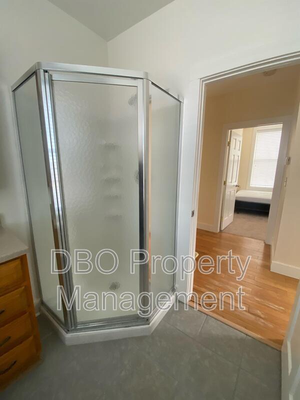 198 Hoosick St, Troy, NY 12180 Condo for Rent in Troy, NY