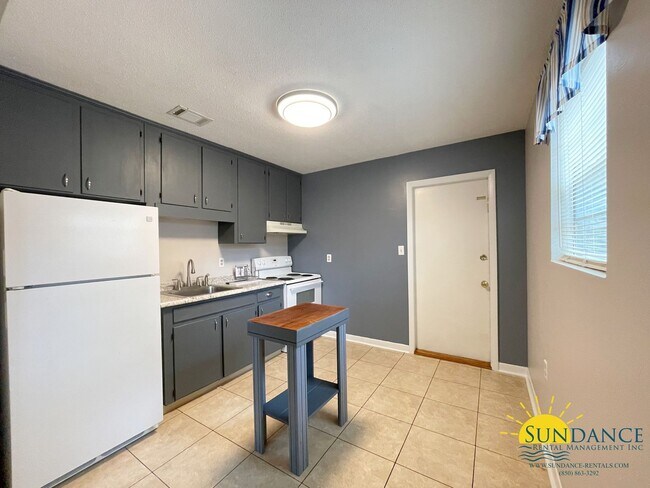 Foto del edificio - Quaint 2 Bedroom Unit in Fort Walton Beach