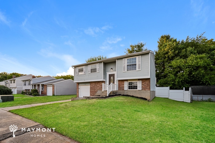 Building Photo - 678 Deerfield Dr