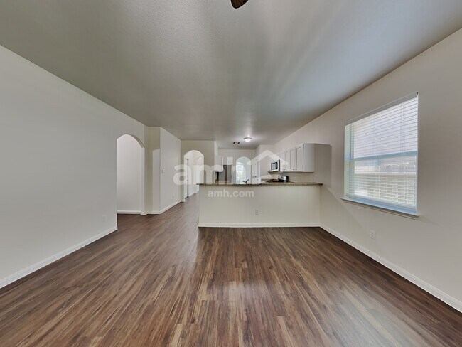 Foto del edificio - 2037 Vanamen Ct